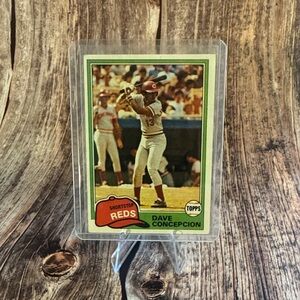 1981 Topps Dave Concepcion #375 Baseball Trading Card Item #ME650